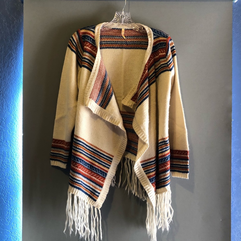Super cute warm and comfy sweater with fun pattern